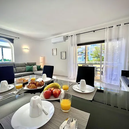 Marina Sol With Pool By Homing Albufeira